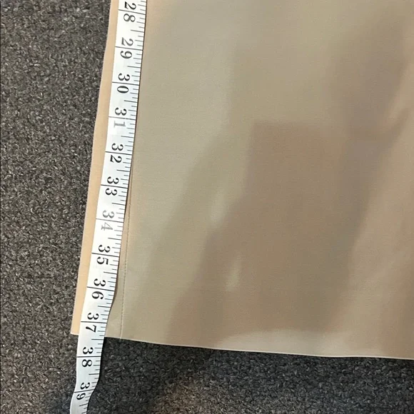 GAP Women's Khaki Chinos - Picture 2 of 12